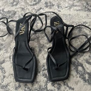 square toed black tie up heels from zara